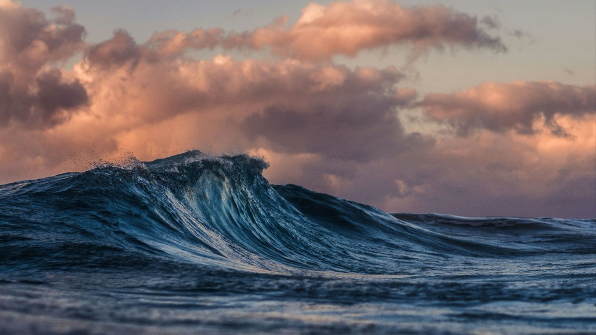 5 Warning Signs Mother Nature Is About To Strike